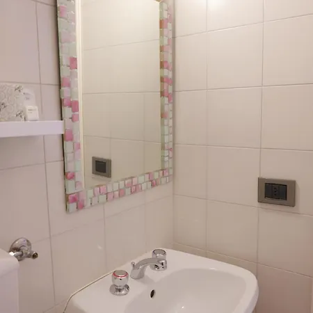 Bed & Breakfast A Casa Di Mario E Nene *