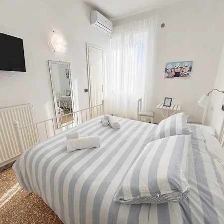 A Casa Di Mario E Nene *